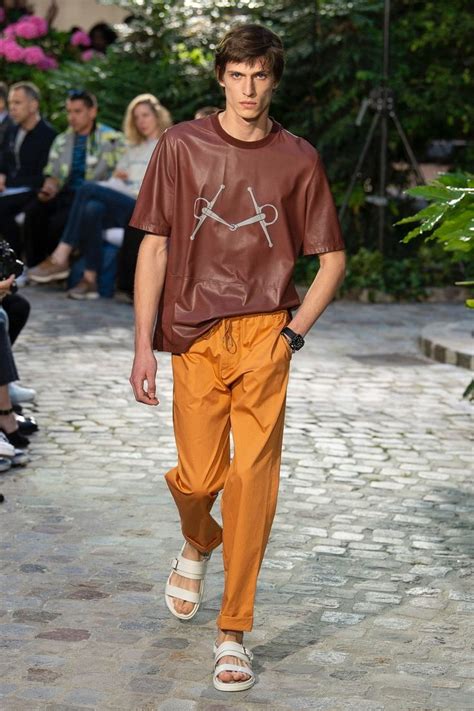 hermes ss 2019 colors|Hermès Spring 2019 Menswear Collection .